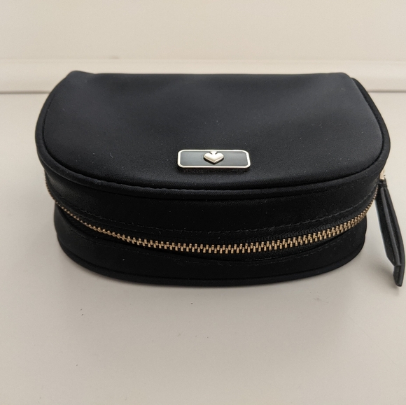 EUC! Kate Spade New York Black Dome Cosmetic Case - Picture 12 of 12